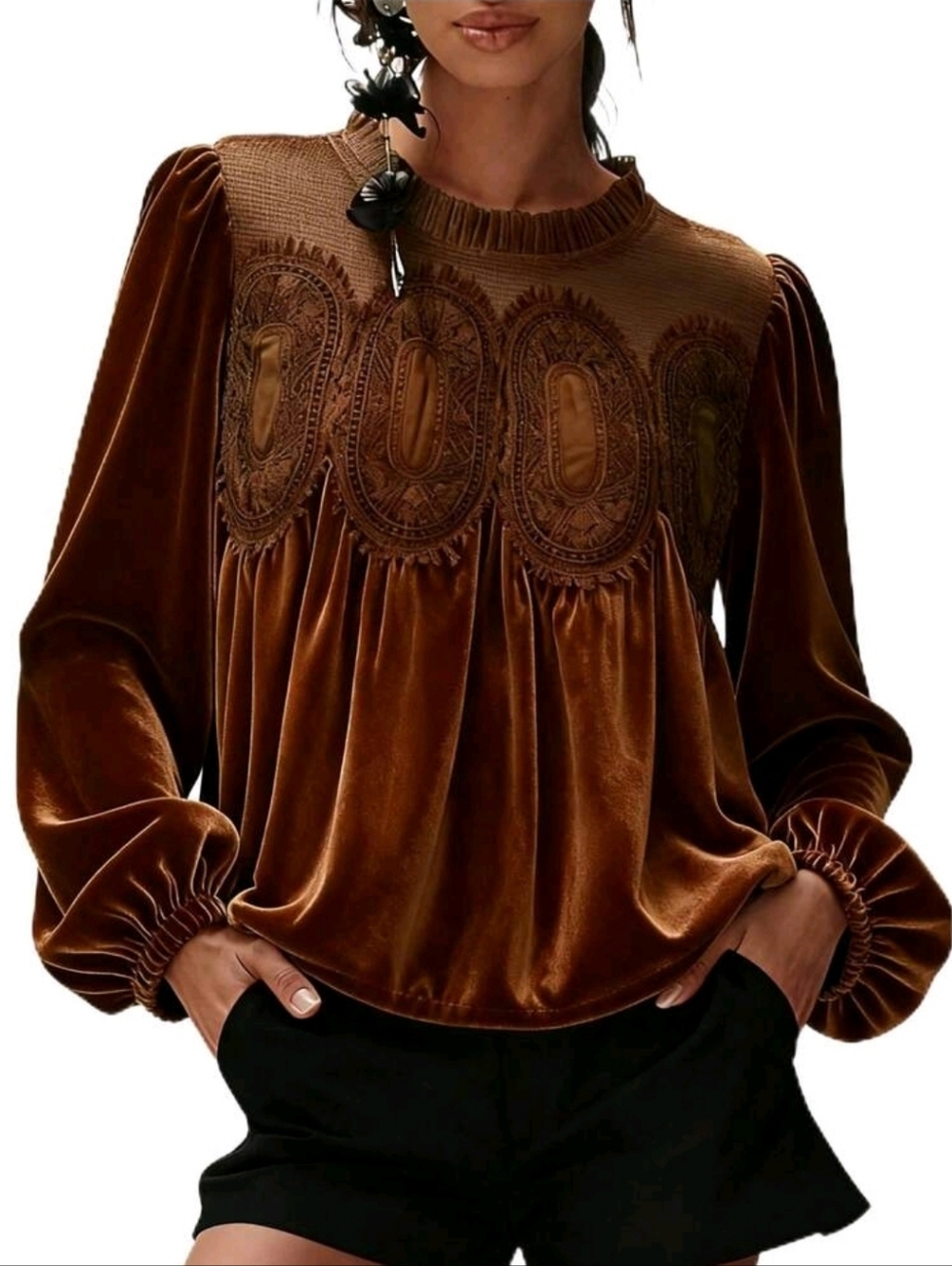 NWT Velvet Lace Yoke Top sz SM